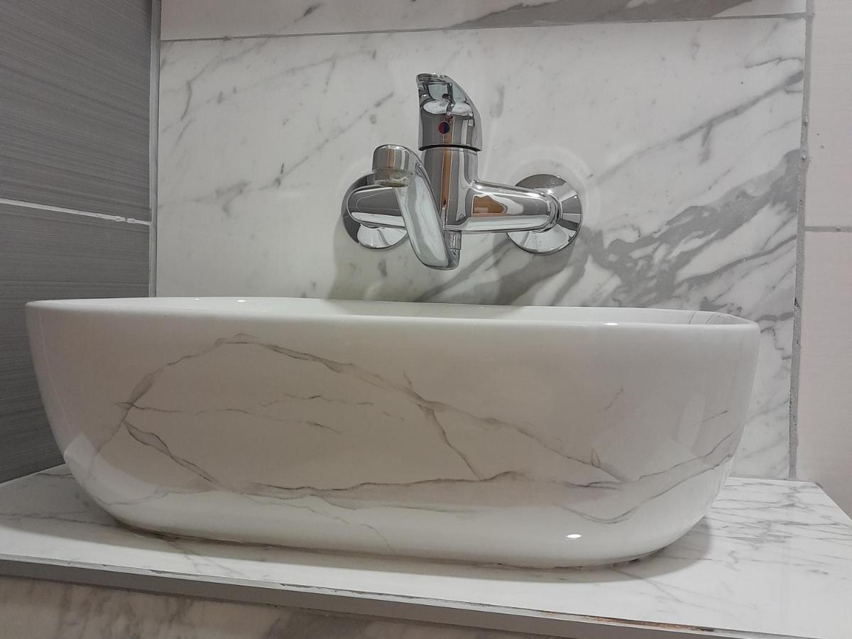 Apartmani Urlic Sreser Zewnętrze zdjęcie