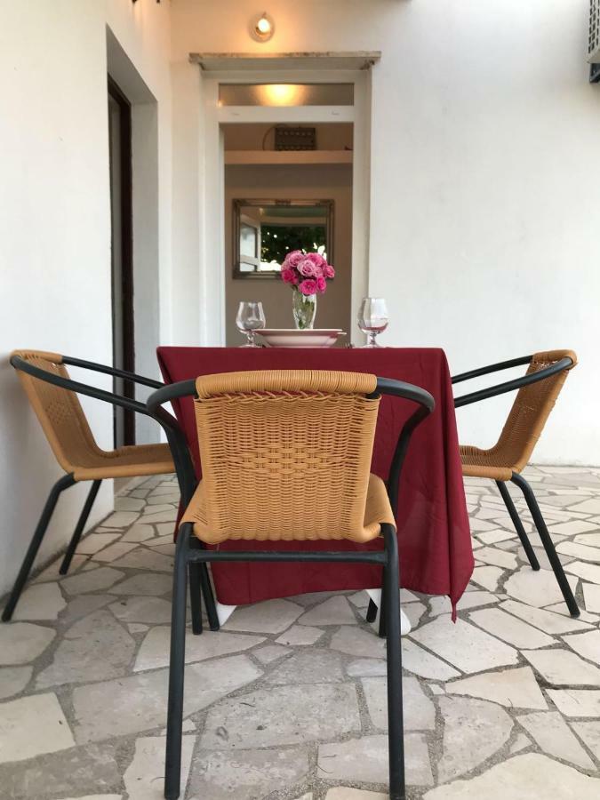 Apartmani Urlic Sreser Zewnętrze zdjęcie