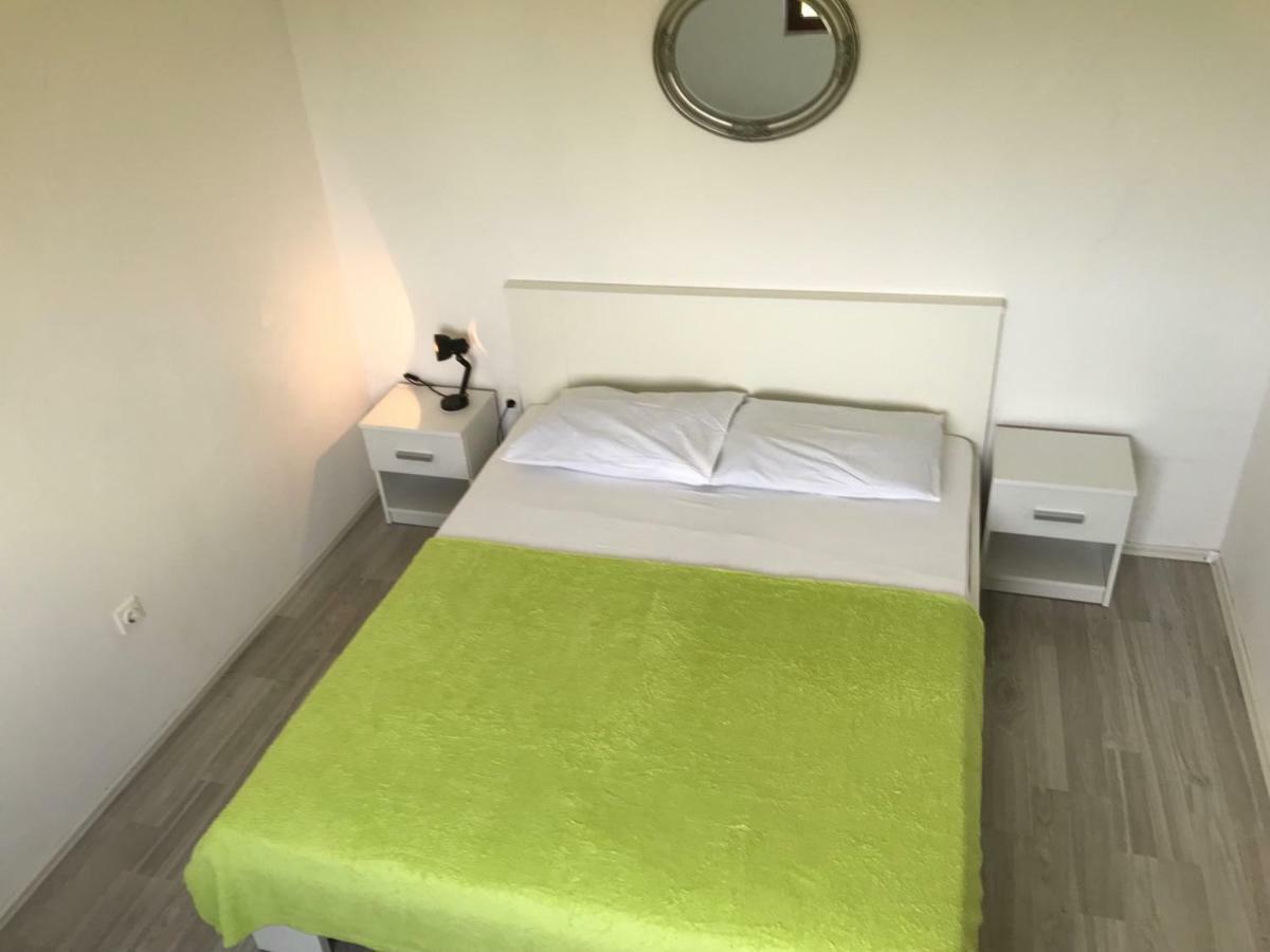 Apartmani Urlic Sreser Zewnętrze zdjęcie